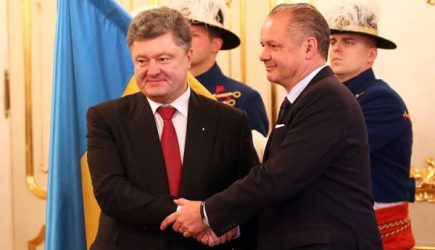 Порошенко отметит введение &laquo;безвиза&raquo; со своей Кисой
