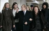 Старшая дочь Путина за 30 лет сменила семь фамилий