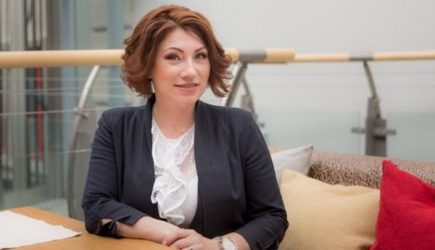 Роза Сябитова получила предложение о замужестве от участника шоу &laquo;Давай поженимся&raquo;