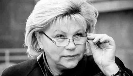 «По законам военного времени»: в Госдуме потребовали создать советы нравственности