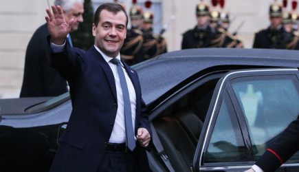 Отставку Медведева прокомментировал Песков. Заявление, от которого все присели…