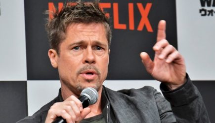 Набожные родители втянули Питта в скандал с детским порно