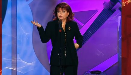 Темные делишки: 65-летняя Степаненко повышает сексуальность зельями и приворотами