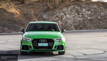 Назван ТОП-5 самых быстрых автомобилей с ценой менее 2 млн рублей