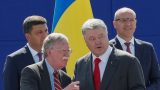 Порошенко рассказал, что&nbsp;может &laquo;остановить&raquo; Россию