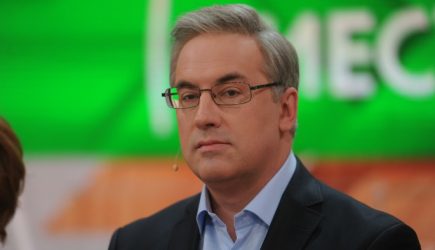 Ведущий НТВ выгнал из студии и обматерил украинского эксперта