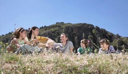 Многодетные родители выберут отпуск в удобное время