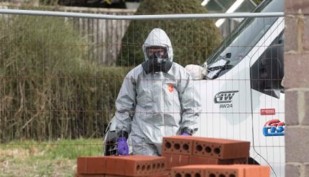 «Отравитель» Харламов показал убийство Скрипалей на видео