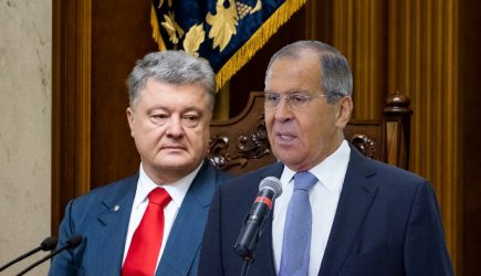 «С туалетом перепутал»: Порошенко оконфузился на глазах у Лаврова