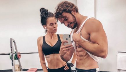 «Назвала сына выродком»: Гусев раскрыл причину развода с Романец