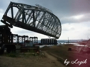 &laquo;Крымский мост сносит ветром&raquo;