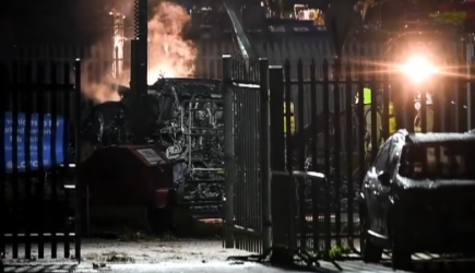 Reuters: Владелец ФК &laquo;Лестер&raquo; и его дочь находились на борту разбившегося вертолета