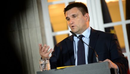 Климкин прокомментировал появление &laquo;антивенгерских&raquo; щитов на Закарпатье