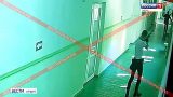Видеокамеры запечатлели момент нападения &laquo;керченского стрелка&raquo; на студентов и преподавателей