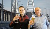 Пропавших Скрипалей заметили на Крымском мосту