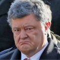 &laquo;Надо закусывать&raquo;: в Сети высмеяли слова Порошенко о &laquo;страхах&raquo; РФ