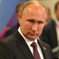 Путин досрочно выпустил из тюрьмы пятерых осужденных