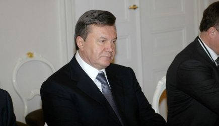 Американские СМИ предложили Януковичу &laquo;закончить войну в Донбассе&raquo;