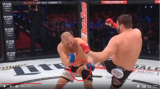 В Сети появилось видео жесткого удара в пах Харитонову на турнире Bellator 215