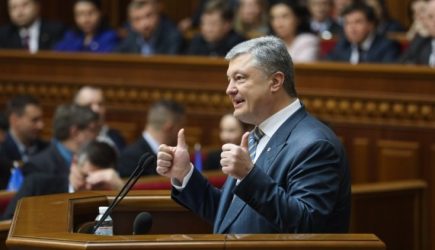 Депутат Госсовета Крыма: &laquo;История успеха Украины&raquo; относится только к киевской элите