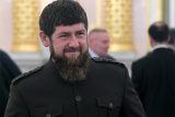 Кадыров признал нетрудоспособность и уехал из Чечни