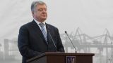 Порошенко заявил о возможности &laquo;полномасштабной войны&raquo; с Россией