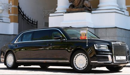 Лимузин Путина не&nbsp;хотят пускать в&nbsp;Европу