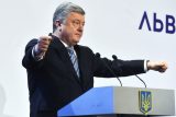 Порошенко порассуждал о &laquo;газовой игле&raquo; и не верящей слезам Москве