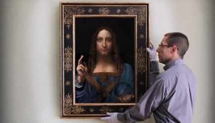 Картина да Винчи &laquo;Спаситель мира&raquo; пропала из музея в Эмиратах