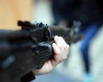 Пенсионер открыл огонь из автомата Калашникова в Москве