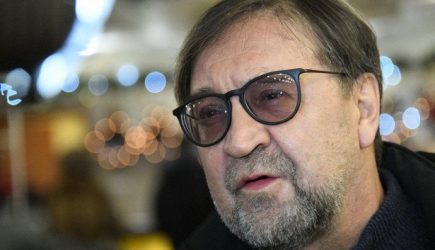 Российсий рок-музыкант призвал россиян вернуться на родину из США