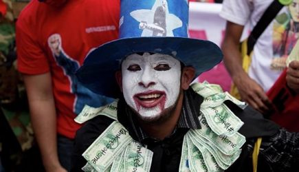 США начали «давать урок России в Венесуэле»: чем он нам грозит