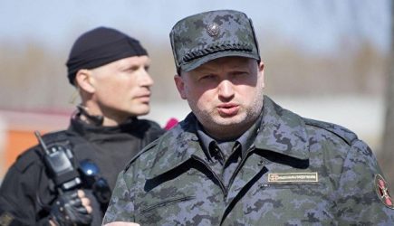 Турчинов обвинил Россию в подготовке к полномасштабной войне в Европе