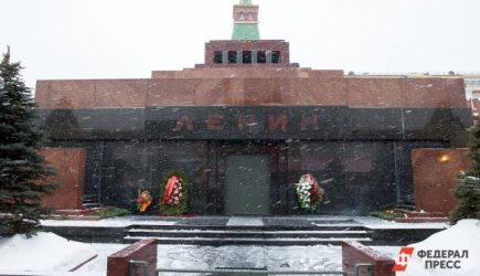 Тело Ленина необходимо перезахоронить. Намечается референдум