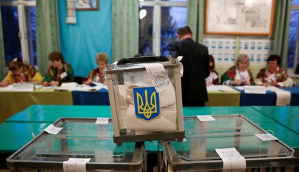 Комментарии китайских читателей: &laquo;Ждали обозу, а&nbsp;дождались навозу!&raquo;