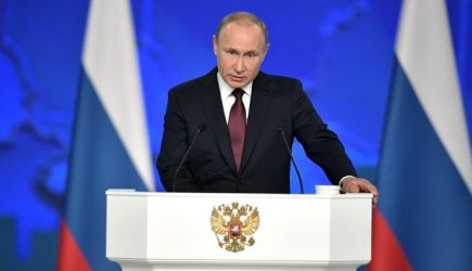 Путин с кем попало не встречается: Евродепутат прокомментировал визит президента Эстонии в Россию