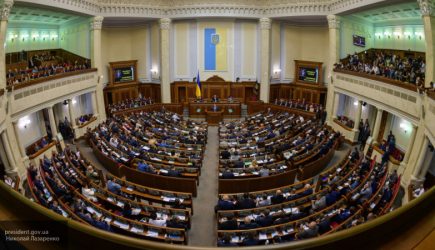 Судьба Донбасса решена! Киев никогда не поддержит идею автономии Донбасса, заявили в Верховной раде