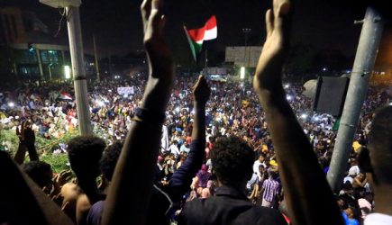 В Судане произошел военный переворот