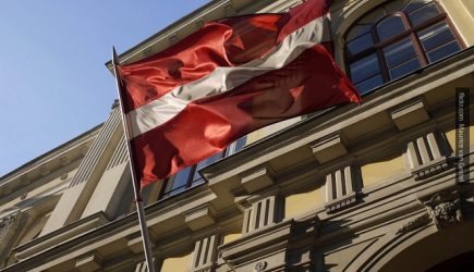 Прибалты сломались: латыши готовы просить помощи у русских