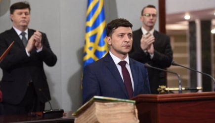 Администрация Порошенко хочет сорвать инаугурацию Зеленского&nbsp;&mdash; СМИ