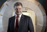 1000 км&nbsp;пепла: Порошенко похвастался новой ракетой