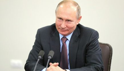 «А можно с девочками?!» Конфуз Путина попал на видео