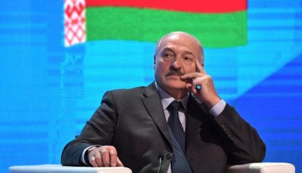«Расхлябанность и разболтанность»: Лукашенко напал с грязными обвинениями на Путина
