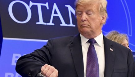 А КТО НЕ БУДЕТ БРАТЬ НАТО, ТОМУ ОТКЛЮЧИМ ГАЗ!