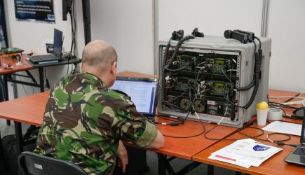 Кедми назвал смехотворным план НАТО по ведению войны с Россией