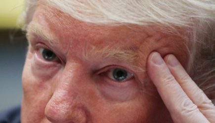 Трамп &laquo;пошутил&raquo; с Путиным на важную тему и попал под шквал критики