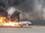 Пассажирский самолет совершил жесткую посадку в Шереметьево и загорелся