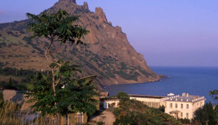 «Крым был никудышным?»: Сенатор высмеял заявление, что Россия умоляла Украину забрать полуостров