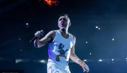 Шнуров прокомментировал итоги шоу «Голос. Дети»