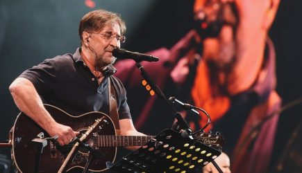 Шевчук рассказал, как удивил американцев вопросом о России